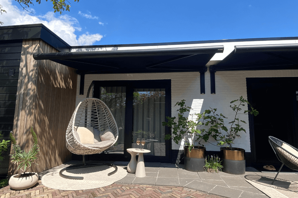 wat is de beste kleur voor een zonnescherm?