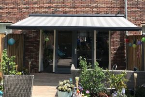 knikarmscherm verano porto v225 plaatsen bij familie hamstra uit waddinxveen 2