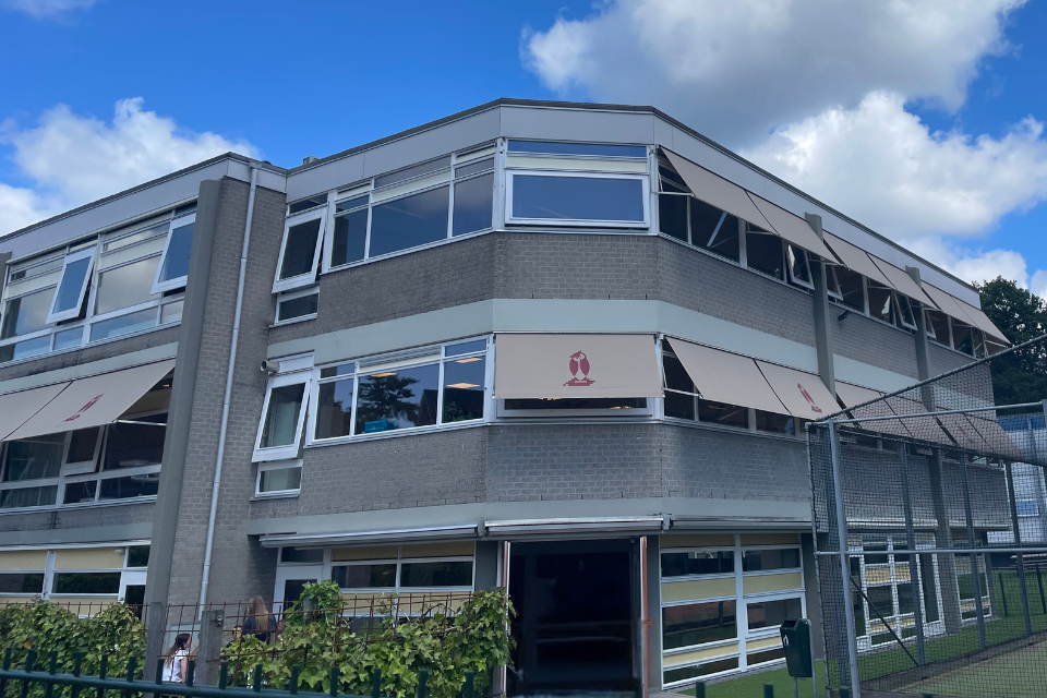 Alberdingk Thijm College alberdingk thijm college uitvalschermdoeken en screendoeken vervangen 4