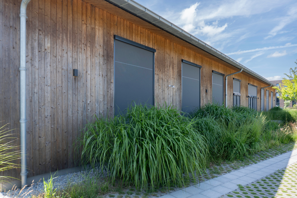 Bedrijfspand Vianen solar screens voor avit group in vianen 2