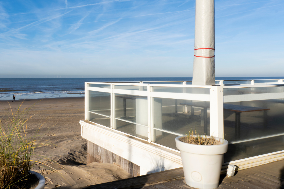Beachclub O Noordwijk beachclub o 30 verstelbare alor windschermen 5