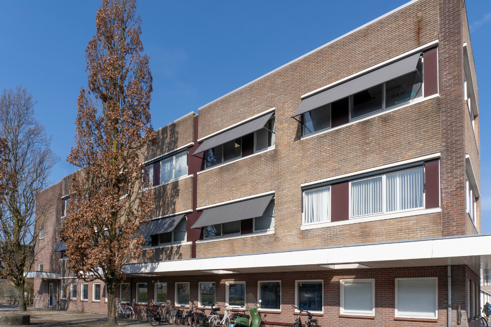 Dokterspraktijk in Lelystad tien uitvalschermen voor een dokterspraktijk in lelystad 2