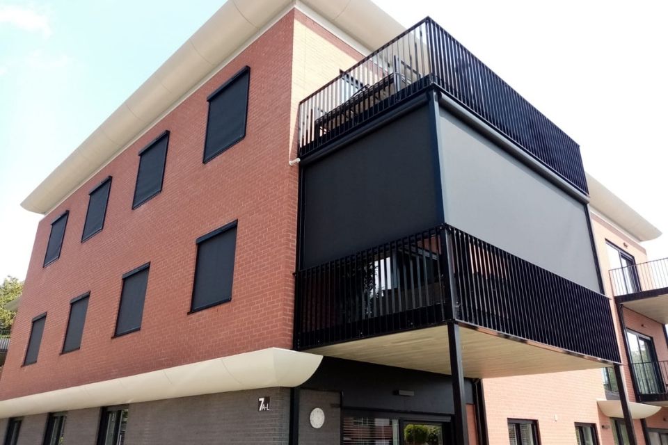 zon en scherm solar screens gemonteerd in spijkenisse 1