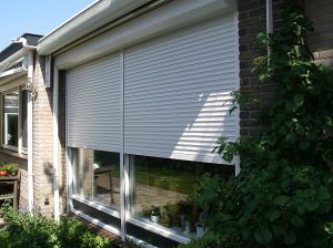 rolluik geplaatst aan woning in bergschenhoek 1