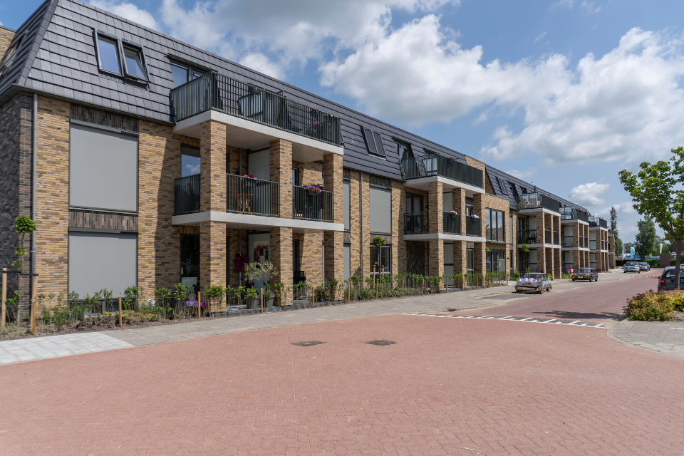Groen Wonen Vlist Stolwijk solar screens en velux dakraam zonwering voor de rembrandtlaan in stolwijk 2