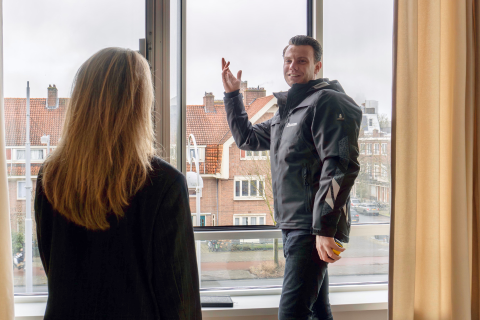 rolluiken en screens bij hockeyster xan de waard 2