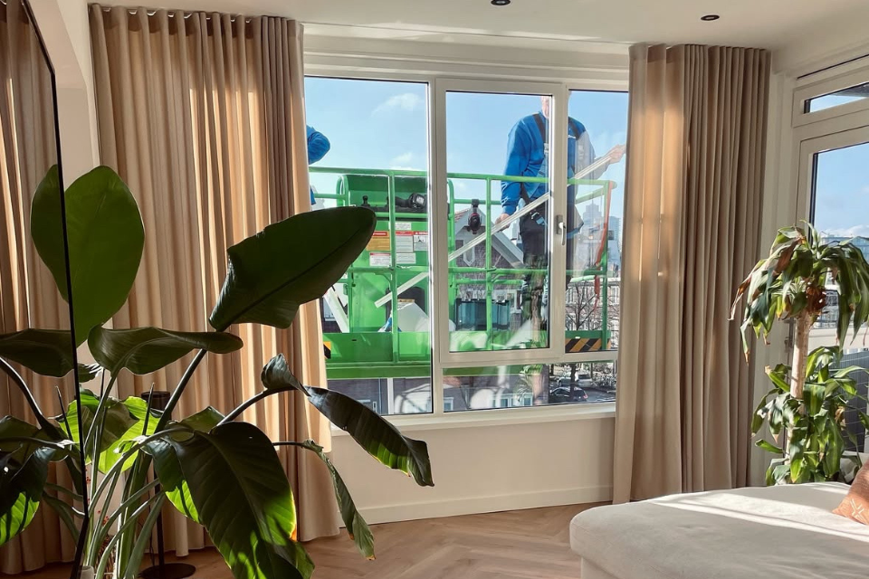 rolluiken en screens bij hockeyster xan de waard 4