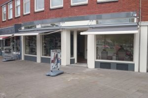 zonneschermen voor apotheek in den haag 1