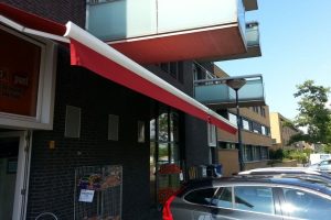 zonneschermen voor supermarkt bircam rijswijk 3