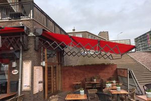 schaararmschermen plaatsen bij dok 28 uit scheveningen 4