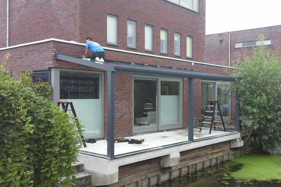 garda terrasoverkapping met oslo zonwering honselersdijk 1