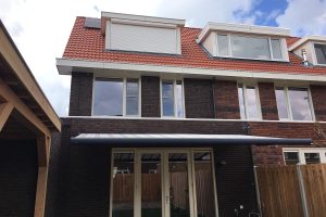 Rolluik en knikarmscherm plaatsen bij familie Geesterman in Berkel rolluik en knikarmscherm plaatsen bij familie geesterman in berkel 2