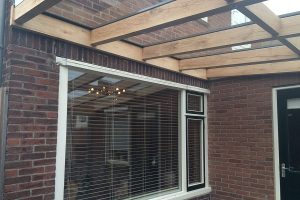 houten terrasoverkapping voor tuin in stompwijk 4