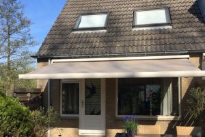 Knikarmscherm Verano Porto plaatsen bij familie Boon in Gouda knikarmscherm verano porto plaatsen bij familie boon in gouda 1