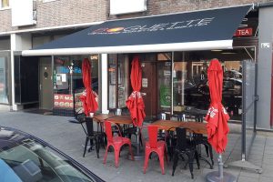 Knikarmscherm Verano Santos V296 plaatsen bij Boguette in Rotterdam knikarmscherm verano santos v296 plaatsen bij boguette in rotterdam 2