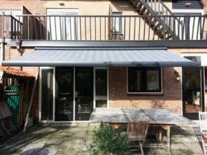 Verano Knikarmscherm laten plaatsen in Zoetermeer verano knikarmscherm laten plaatsen in zoetermeer 2