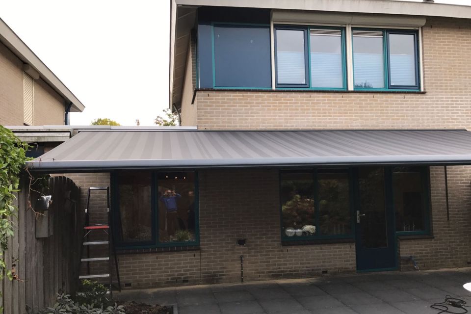 verano monte carlo knikarmscherm voor woning capelle aan den ijssel 1