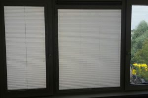 BeCe perfect click plissé gordijnen plaatsen bece perfect click plissé gordijnen plaatsen 2