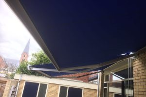 Verano Rhodos V210 knikarmschermen plaatsen voor woning in De Lier verano rhodos v210 knikarmschermen plaatsen voor woning in de lier 3