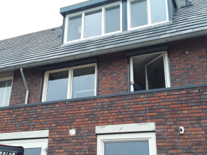 screen en rolluik plaatsen in hoogvliet 3