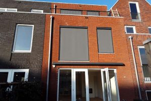 Zonnescherm en screens monteren in Utrecht zonnescherm en screens monteren in utrecht 2